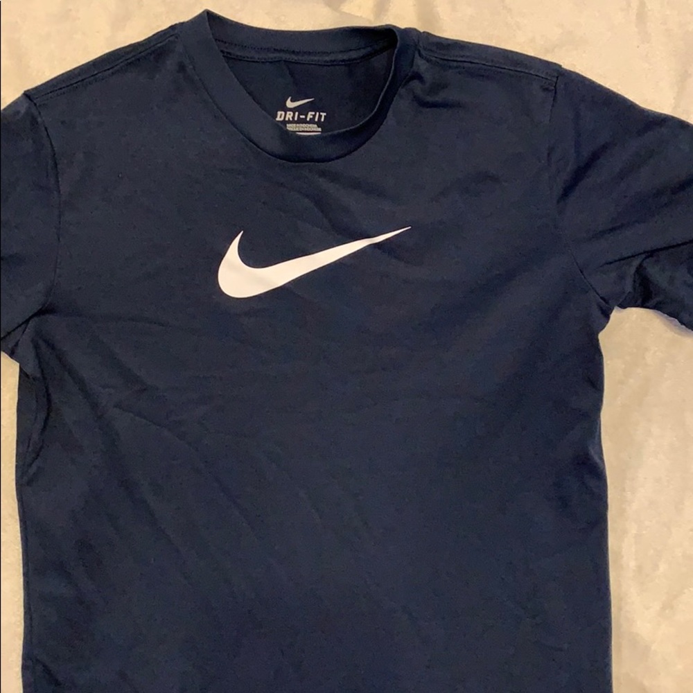 Nike boy’s dri-fit T-shirt